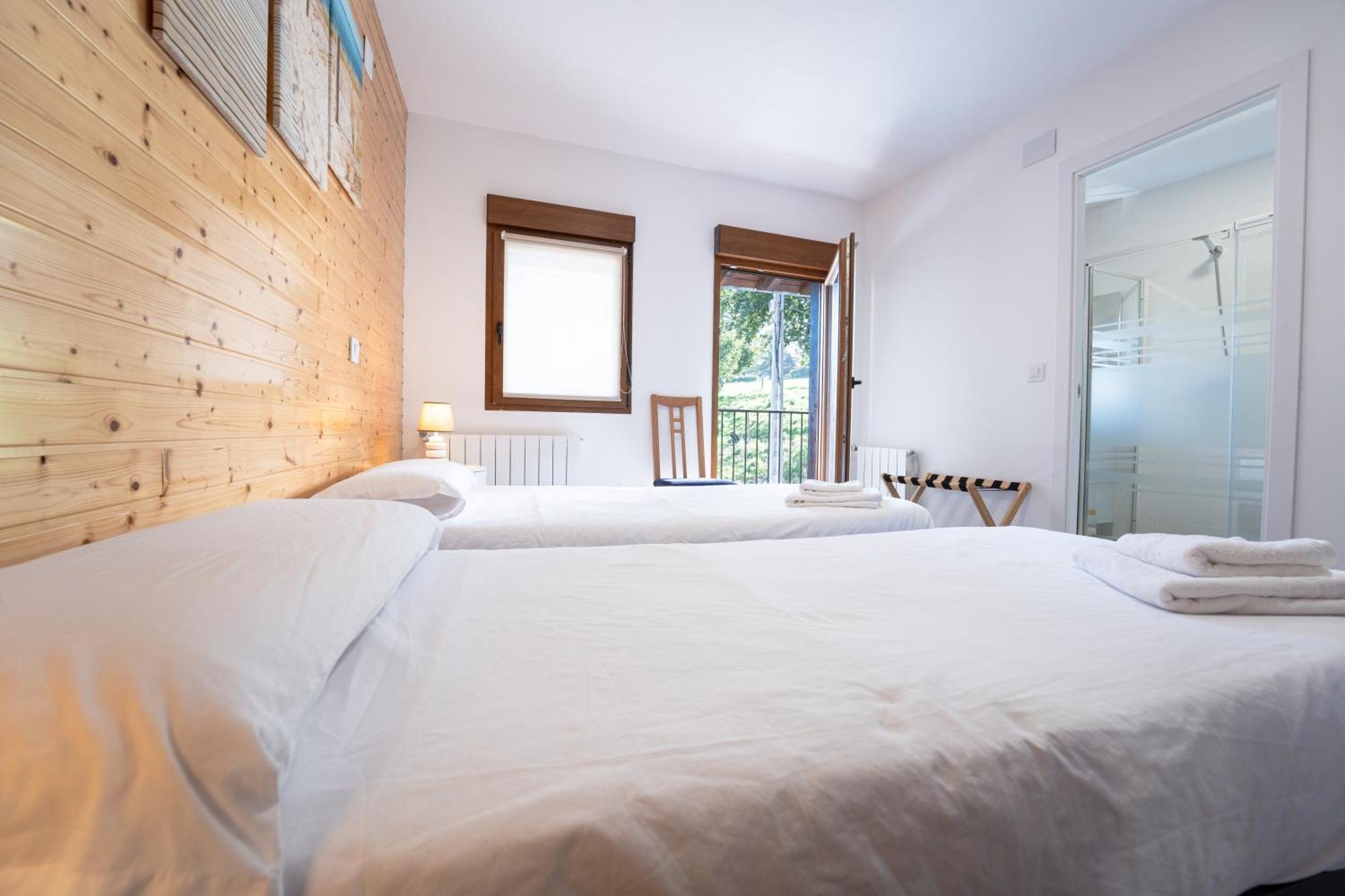 La Casita De Oruna By Urbanhosting Buitenkant foto