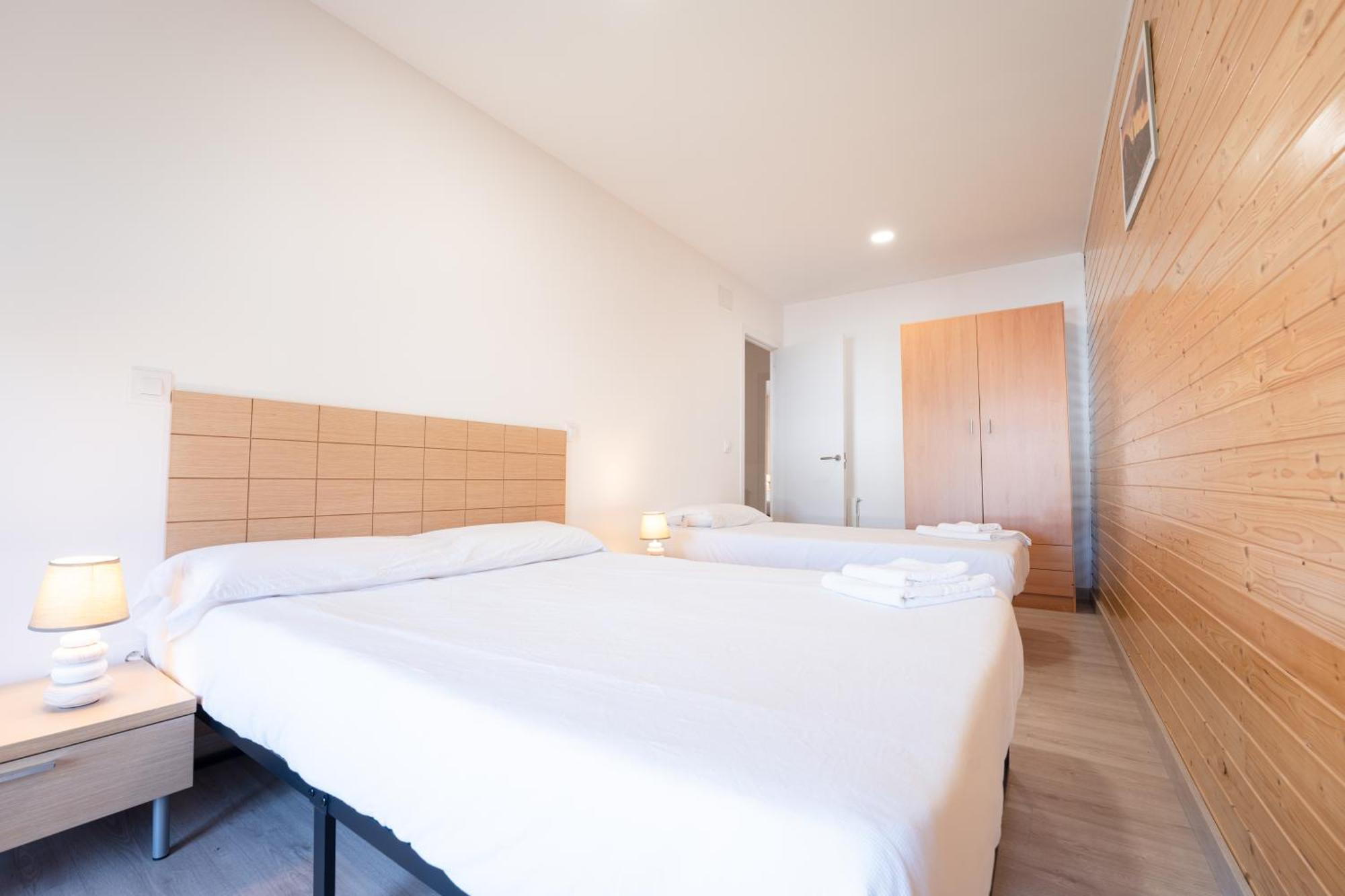 La Casita De Oruna By Urbanhosting Buitenkant foto