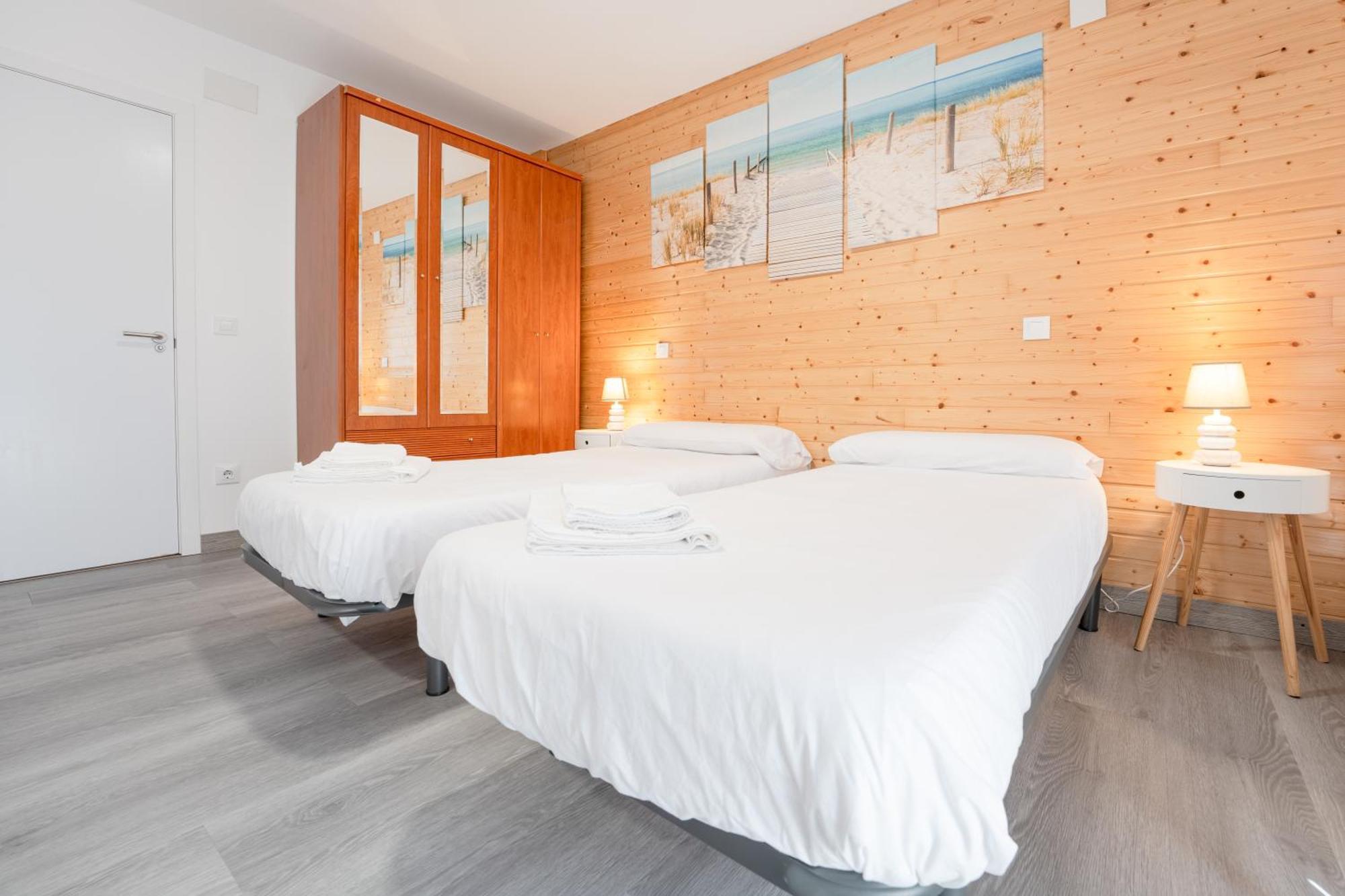 La Casita De Oruna By Urbanhosting Buitenkant foto