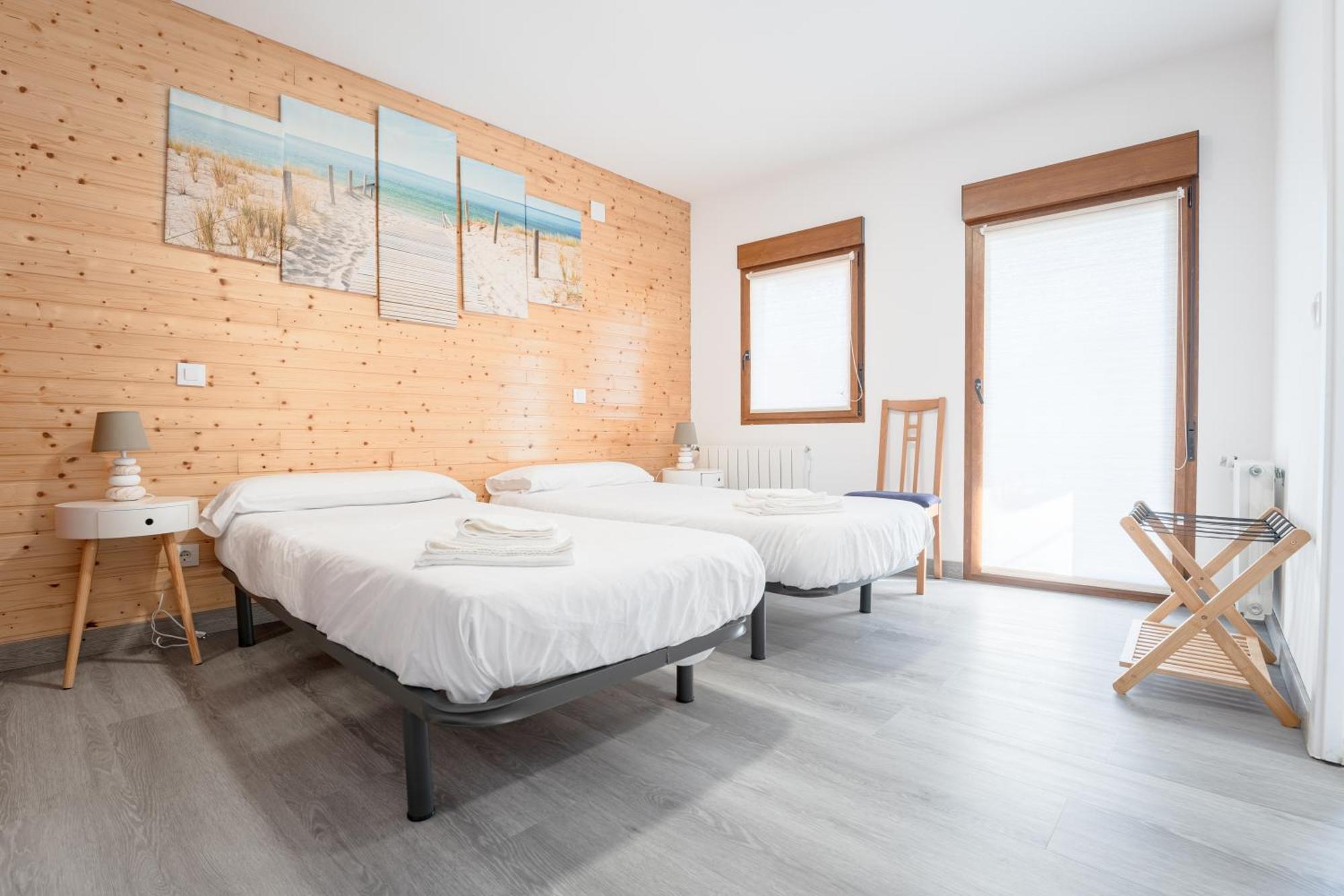 La Casita De Oruna By Urbanhosting Buitenkant foto