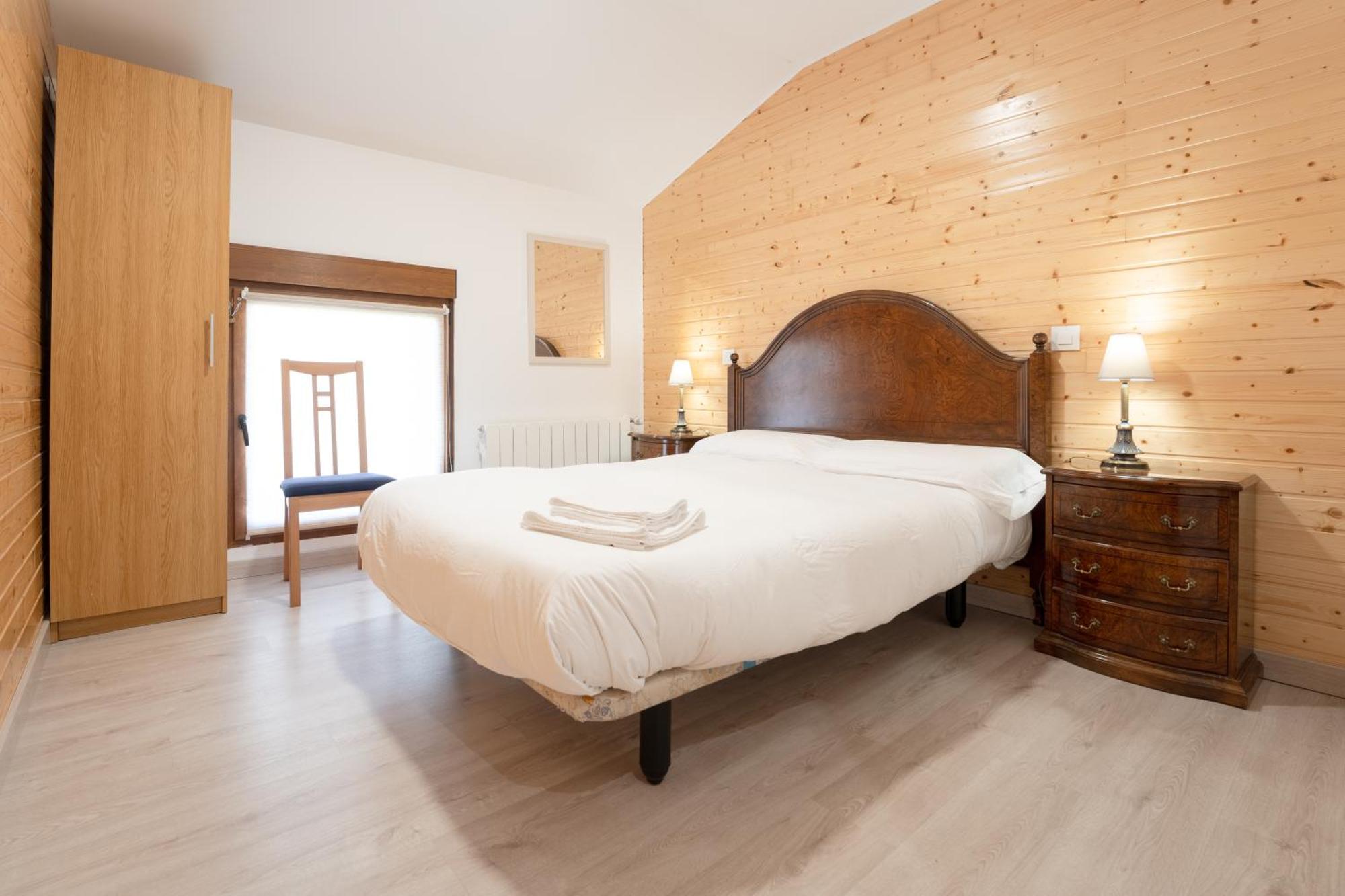 La Casita De Oruna By Urbanhosting Buitenkant foto